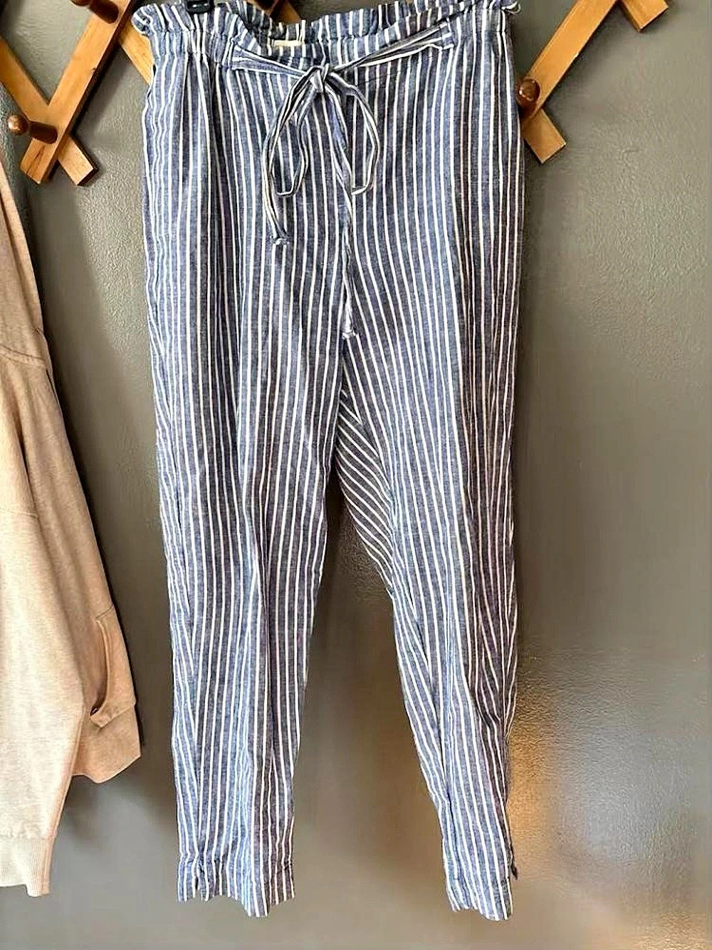 BeachLunchLounge Striped Pants in Blue & White Like New